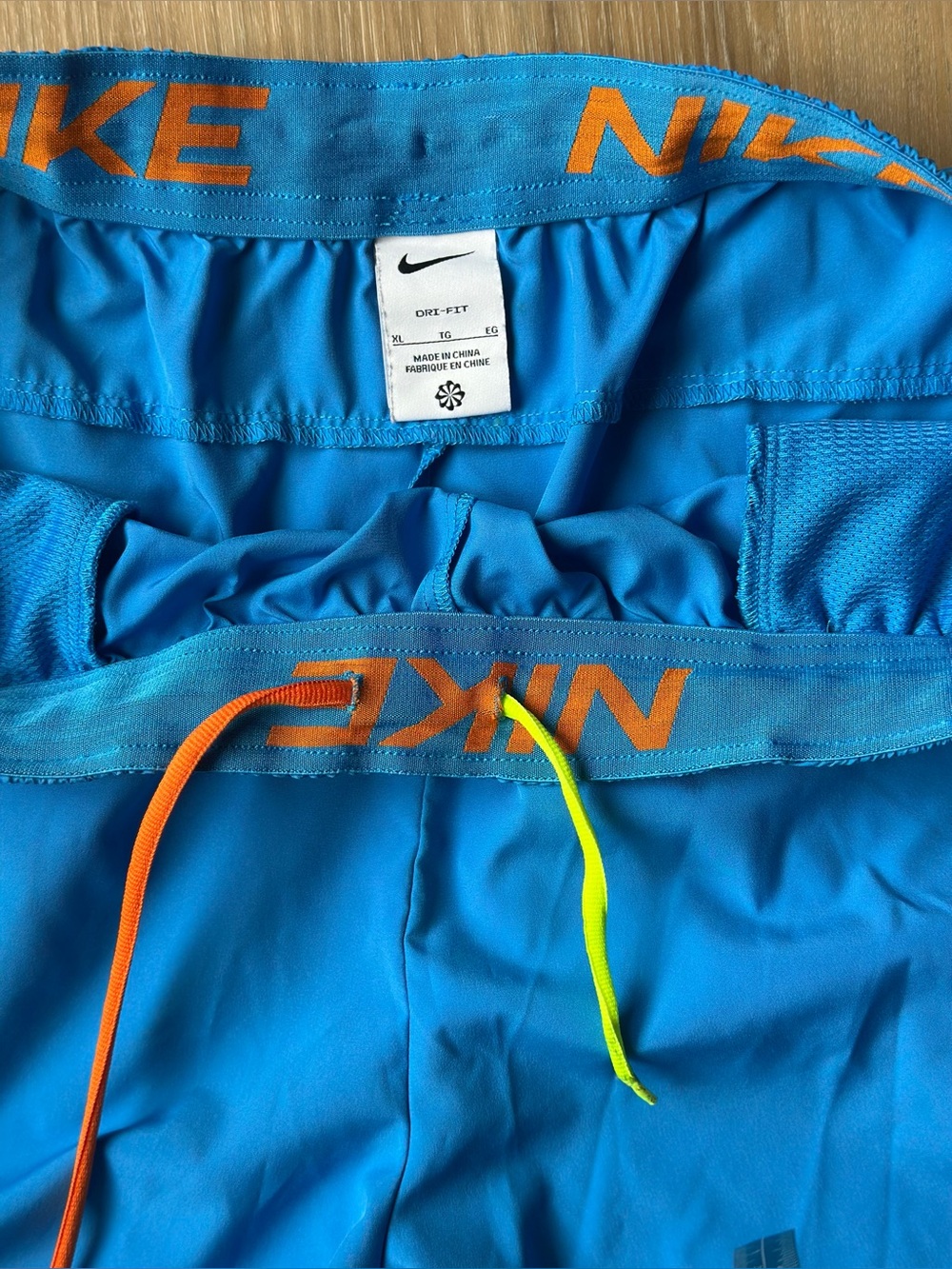 Nike Men’s Dri-FIT Blue Graphic Training Shorts XL - Picture 2 of 5